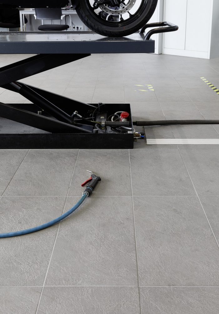 BUCHTAL_DRYTILE_BMW_Werkstatt_Koeln_5